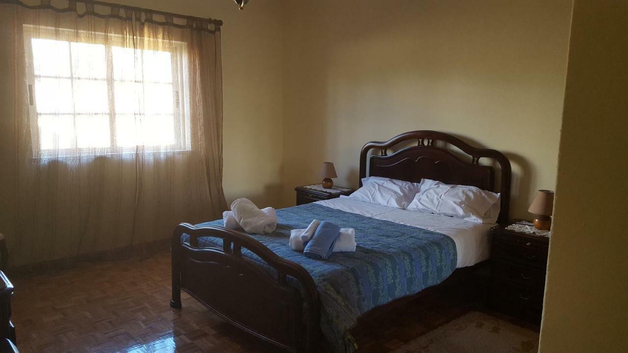 Saraiva'S Guest House Lagos Exterior photo